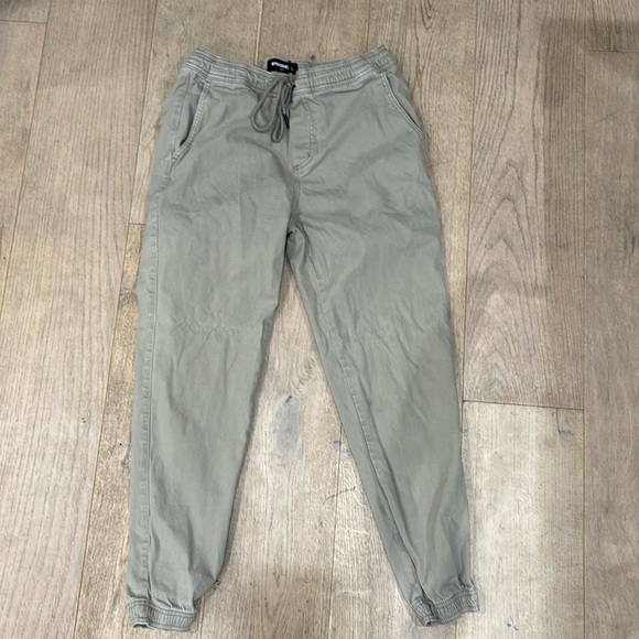 Tilly’s RSQ  khaki drawstring  joggers medium - Picture 1 of 3